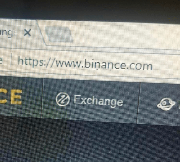 figure-1-URL-binance-spoofed